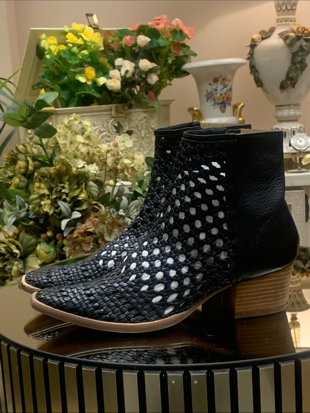 Salt+Umber - black leather boot size 8.5